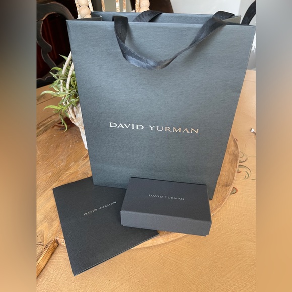 Authentic DAVID YURMAN GARNET CLASSIC CABLE RING {Size 6} - Picture 11 of 12